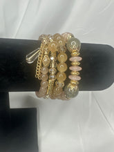 Load image into Gallery viewer, Beige say Hey Beaded Bracelet
