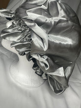 Load image into Gallery viewer, Black ‘n Grey Reversible Bonnet
